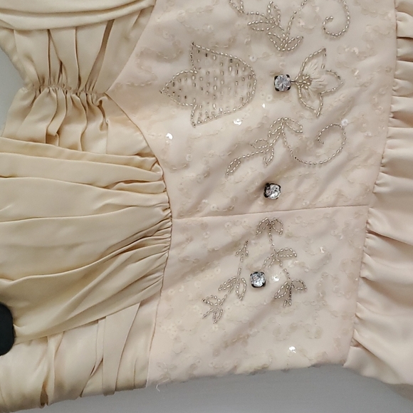 EUC, Betsy Johnson, sz 4 evening dress - Picture 2 of 7